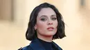 Aktris Portugis Daniela Melchior tiba untuk pemutaran perdana film "Fast X", film kesepuluh dalam Fast & Furious Saga, di monumen Colosseum di Roma pada 12 Mei 2023. (AFP/Alberto Pizzoli)