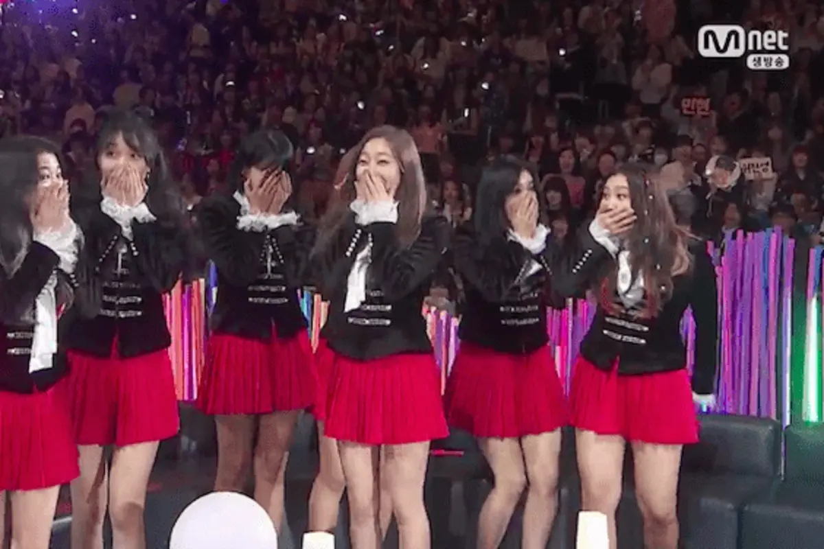 Pristin dalam MAMA 2017