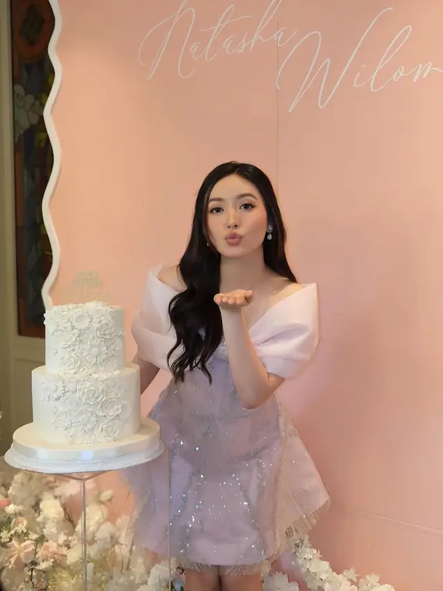 Ulang Tahun Natasha Wilona ke-26. [@natashawilona12]