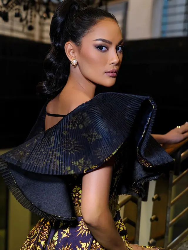 [Fimela] Erika Carlina