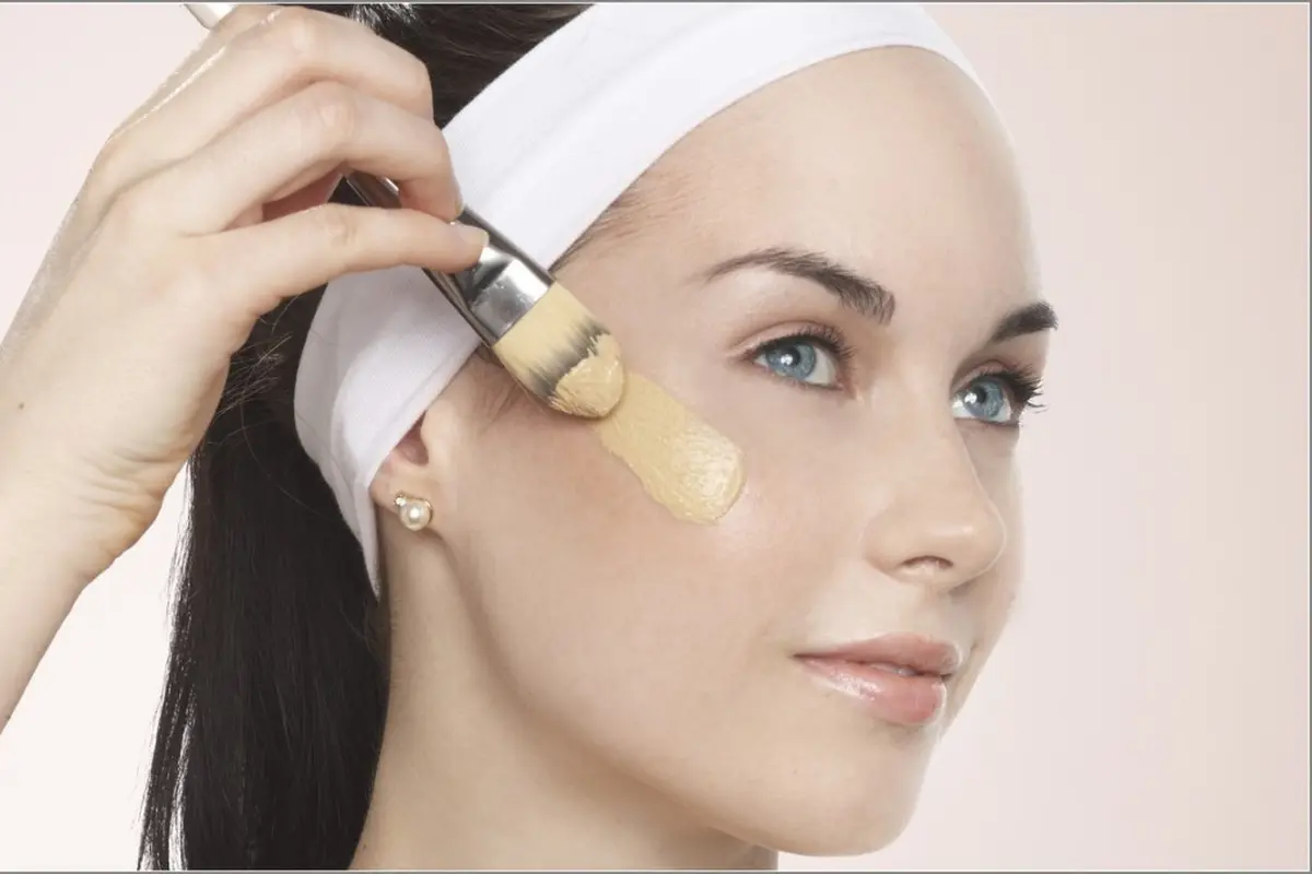 Trend: Mau Makeup Awet di Wajah? Ini Caranya