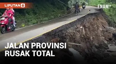 Jalan Provinsi Padang-Bukittinggi Putus Dihantam Banjir Bandang