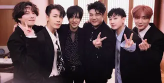 Dalam sebuah wawancara terbaru, Leeteuk, Donghae, Leeteuk Super Junior membahas tentang promosi lagu mereka terbaru. Seperti diketahui, mereka baru saja menyelesaikan syuting untuk videoklip. (Foto: Soompi.com)