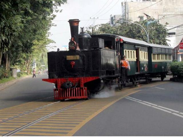 Tut Tut Tut Berakhir Pekan Naik Sepur Kuno Di Solo Regional Liputan6 Com