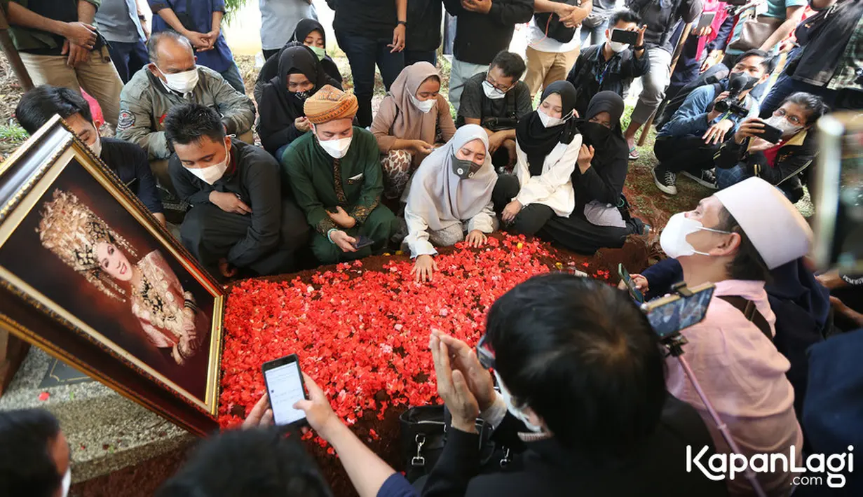 Dorce Gamalama (Budy Santoso/KapanLagi.com)