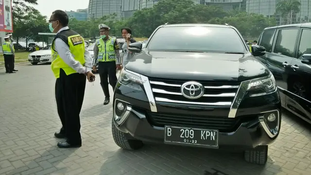 razia mobil mewah