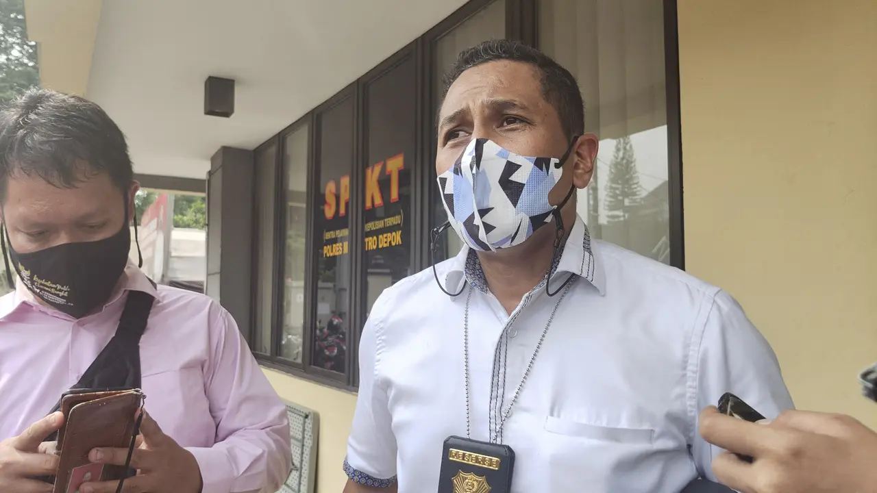 Kasat Reskrim Polres Metro Depok, AKBP Yogen Heroes Baruno saat dikonfirmasi di Polres Metro Depok. (Liputan6.com/Dicky Agung Prihanto)