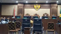 Bendahara Umum Partai Nasdem Ahmad Sahroni di sidang kasus pemerasan mantan Menteri Pertanian Syahrul Yasin Limpo (SYL). (Nanda Perdana).