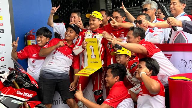 Fadillah Arbi Aditama dan Davino Britani, AHRT