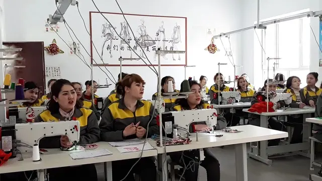 Suasana di pusat pelatihan vokasional Shule, di Shule County, Prefektur Kashgar, Xinjiang (Rizki Akbar Hasan / Liputan6.com)