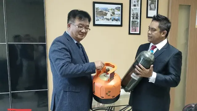 PT Dinamika Utama Jaya