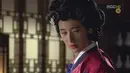 Saat bermain di drama Moon River, Jung Il Woo terlihat begitu cantik saat memakai hanbok. Bagaimana menurut kalian penampilan Jung Il Woo di Moon River? Cantik bukan? (Foto: soompi.com)
