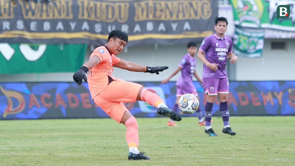 2 Laga Terakhir Selalu Lakukan Blunder, Ernando Ari Sutaryadi Dapat Arahan dari Pelatih Persebaya