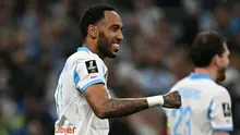 Penyerang Marseille asal Gabon, Pierre-Emerick Aubameyang, merayakan gol ketiga timnya saat menghadapi Stade Rennais FC pada laga Ligue 1 Prancis di Stadion Velodrome, Marseille, Prancis selatan, 17 Mei 2026. (Gabriel Bouys/AFP)
