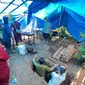 Tim forensik Biddokkes Pokda Jabar melakukan ekshumasi di makam bocah tewas di Kecamatan Kadudampit Kabuoaten Sukabumi (Liputan6.com/Istimewa)