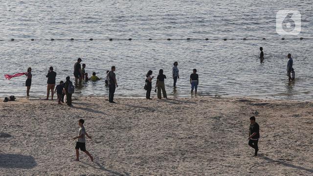 Pantai di Ancol Masih Jadi Lokasi Favorit Warga Habiskan Waktu Libur
