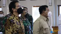 Menhan Prabowo saat mendatangi ITS Surabaya. (Dian Kurniwan/Liputan6.com)