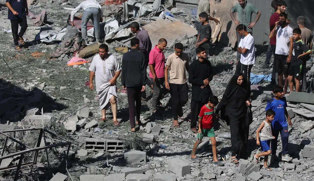 Meski ada seruan internasional untuk gencatan senjata, tentara Israel tetap melancarkan serangan di Gaza. (Eyad BABA/AFP)