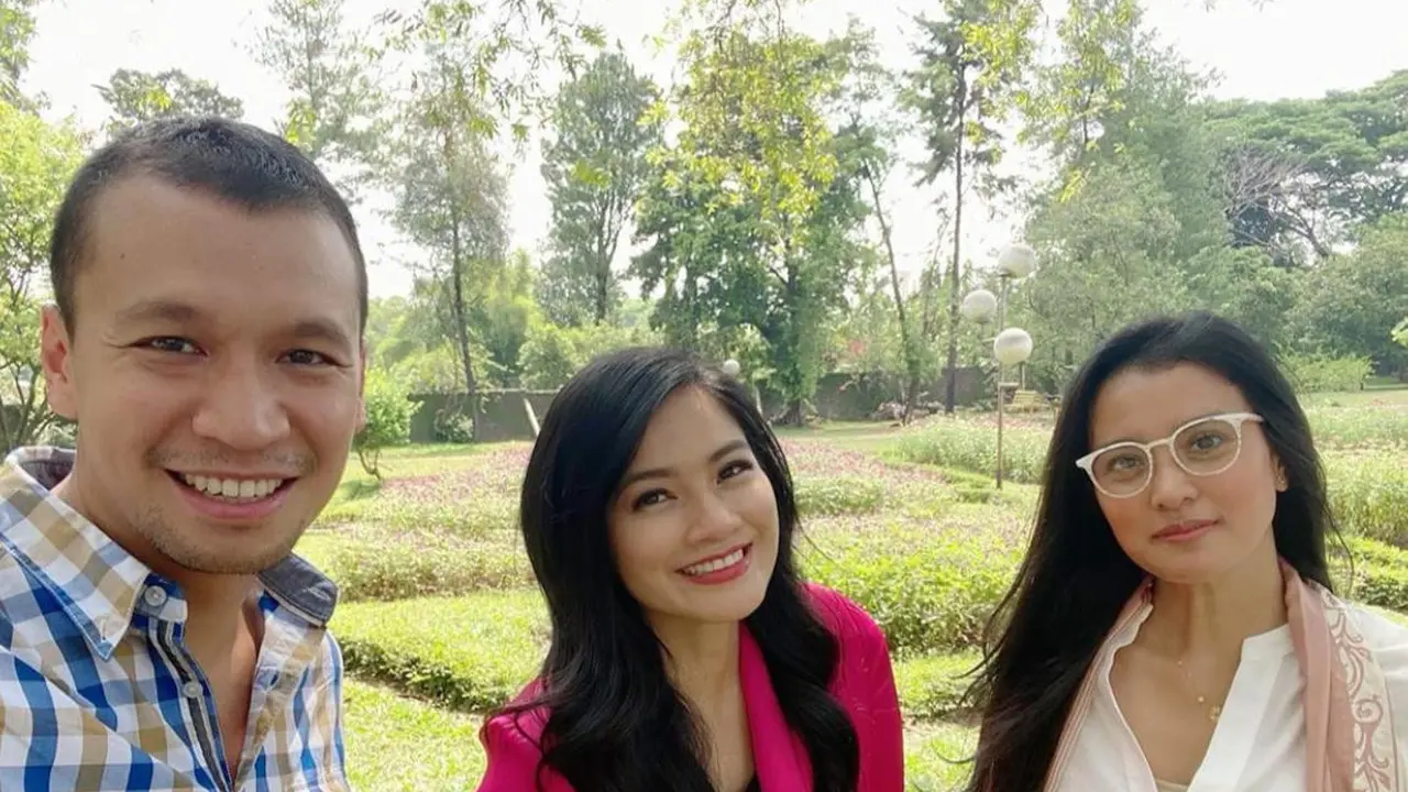 Titi Kamal Beradu Peran dengan Marcella Zalianty