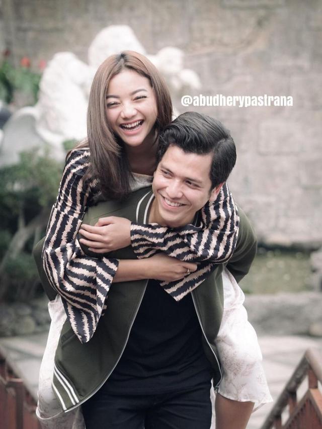 6 Potret Kebersamaan Glenca Chysara dan Rendi Jhon, Dikabarkan Terlibat Cinlok