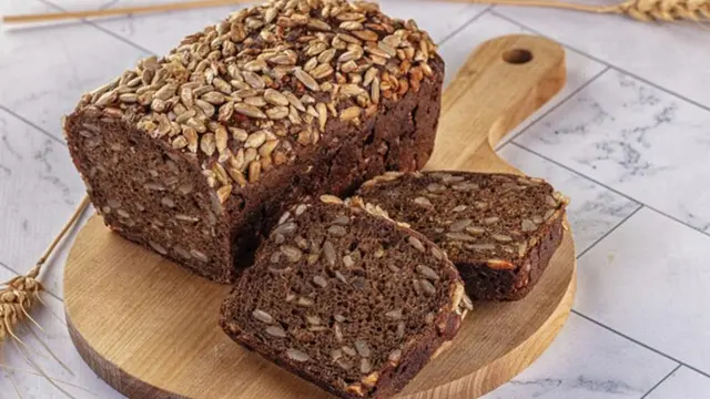 4 Jenis Roti Rendah Kalori yang Cocok Dikonsumsi Saat Diet (photo by freepik.com)