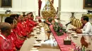 Suasana pertemuan saat Presiden Jokowi menerima Kontingen Indonesia untuk Olimpiade Rio 2016, di Istana Merdeka, Jakarta, Rabu (24/8). Presiden menerima kontingen didampingi Menpora Imam Nahrawi dan Ketua PBSI Gita Wirjawandi (Liputan6.com/Faizal Fanani)
