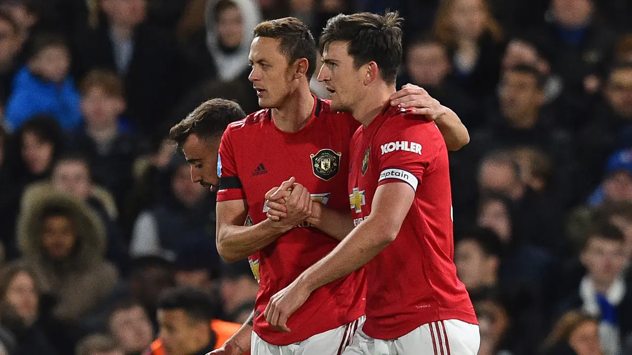 Manchester United Tekuk Chelsea di Stamford Bridge