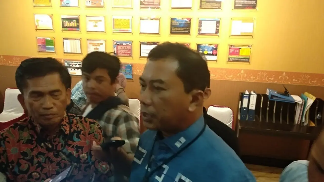 Direktur Reserse Kriminal Khusus Polda Sulsel, Kombes Pol Yudhiawan Wibisono mengatakan gelar perkara dugaan suap proyek DAK Kota Pare-Pare digelar besok di Polda Sulsel (Liputan6.com/ Eka Hakim)
