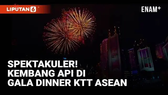 Pertunjukan kembang api hiasi langit Jakarta di acara Gala Dinner KTT ke-43 ASEAN Rabu (6/9) malam. Para pemimpin negara ASEAN disuguhi warna warni kembang api yang memukau.