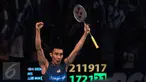 Tunggal putra Malaysia, Lee Chong Wei melakukan selebrasi usai menumbangkan Jan O Jorgensen (Denmark) di final BCA Indonesia Open 2016, Jakarta, Minggu (5/6/2016). Lee Chong Wei unggul 17-21, 21-19, 21-17. (Liputan6.com/Helmi Fithriansyah)