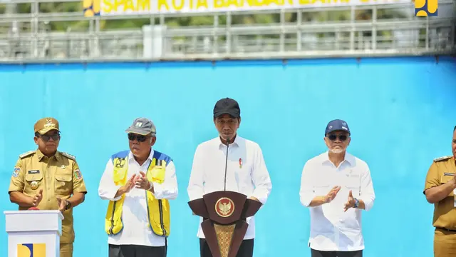 Presiden Joko Widodo (Jokowi) meresmikan Sistem Penyediaan Air Minum (SPAM) Kota Bandar Lampung di Lampung pada Senin, 26 Agustus 2024. (Dok Kementerian PUPR)