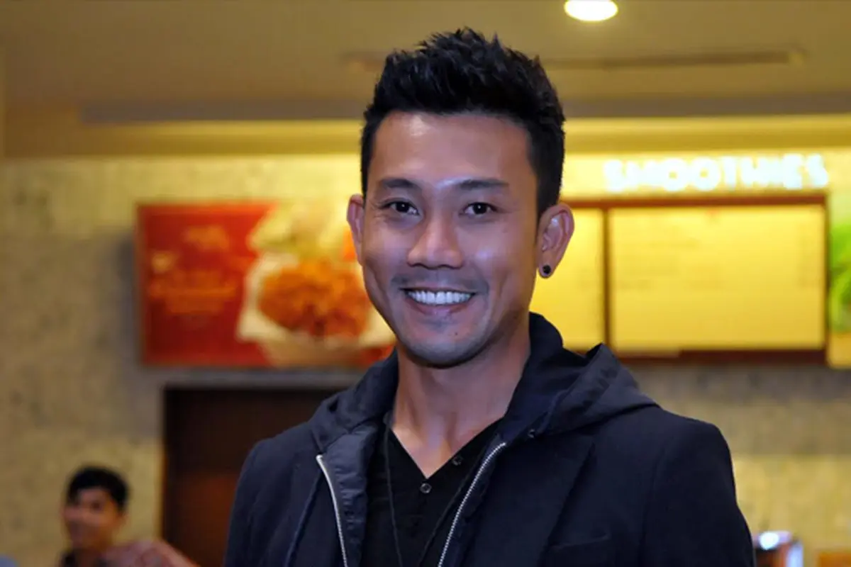 Denny Sumargo