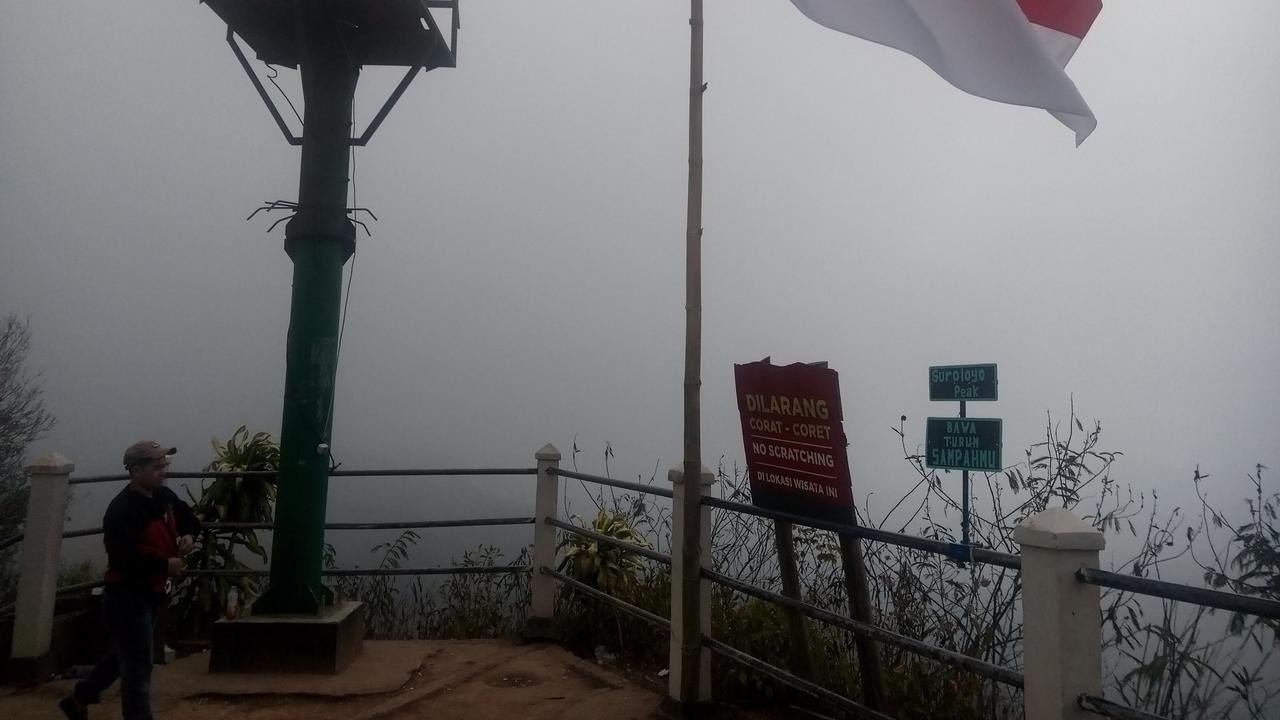 Puncak suroloyo Kulon Progo