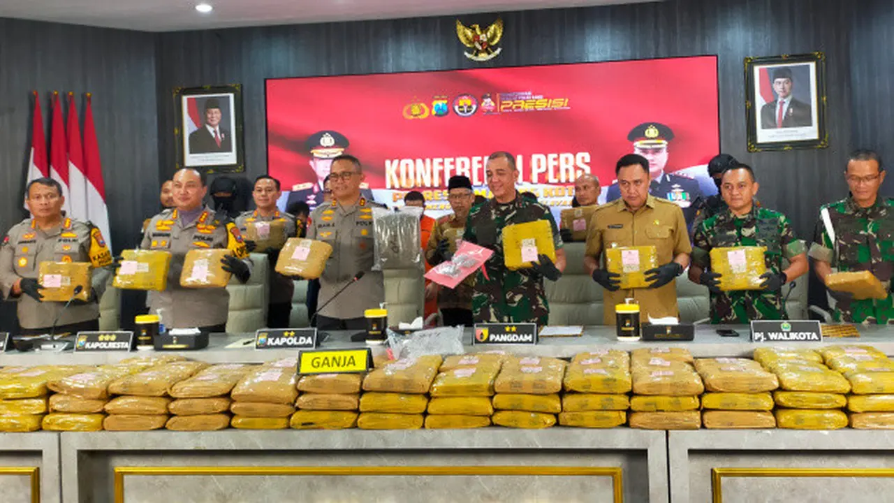 Polisi Gagalkan Peredaran 166 Kilogram Ganja di Malang Milik Jaringan Antar Pulau