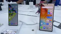 Penampakan Infinix Note 40 Pro (kiri) yang memiliki layar lengkung di sisinya dan Infinix Note 40 (kanan)  (Liputan6.com/ Agustin Setyo Wardani).