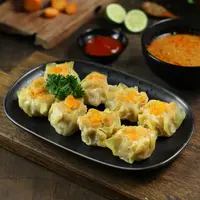 Yuk cobain resep siomay ayam udang yang lembut di mulut ini. (Credit: Shutterstock/Ika Dianawati)