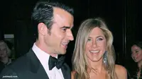 Sibuk, Jennifer Aniston Dapat Dukungan dari Tunangan
