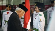 75 Paskibra IKN Dikukuhkan, Ini Sosok Pembawa Baki Bendera HUT RI
