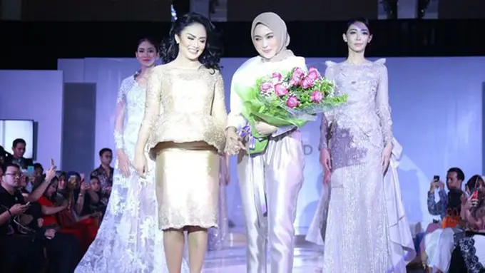 Kolaborasi Krisdayanti dan Viena Mutia/copyright Vemale.com/Anisha