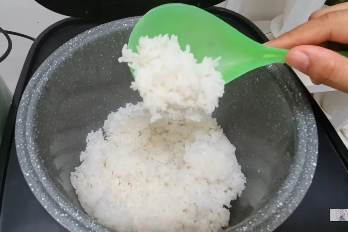 Cara Masak Beras Pera Jadi Pulen dengan 3 Bahan Dapur