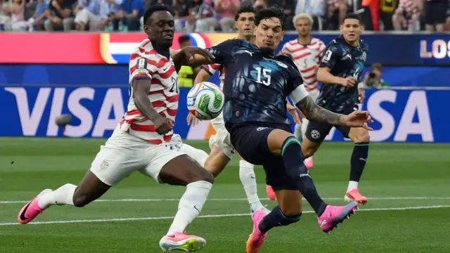 Folarin Balogun Vs Gustavo Gomez