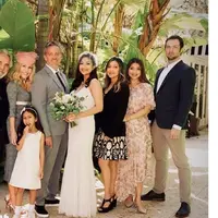 Rahma Azhari menikah dengan pria bule. (Sumber: Instagram/@raazharita)