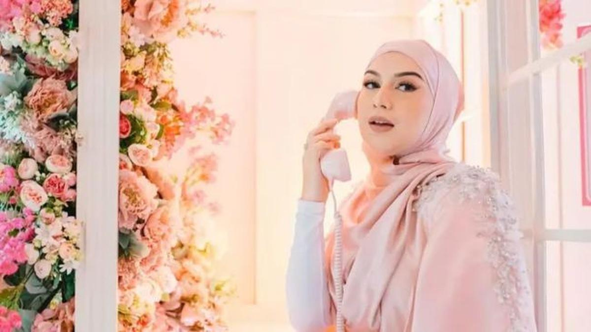 Cari Inspirasi Cantik di Hari Raya Lebaran Idul Fitri? Simak 5 Model Hijab Elegan Ala Irish Bella