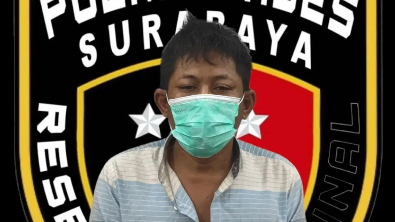 MS (45), pencuri kabel milik PT KAI di Jalan Ahmad Yani  Surabaya. (Dian Kurniawan/Liputan6.com).