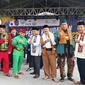 Pemkot Depok bersama KOOD saat membuka festival kebudayaan Lebaran Depok di Perumahan Shila at Sawangan, Kecamatan Sawangan, Kota Depok. (Liputan6.com/Dicky Agung Prihanto)
