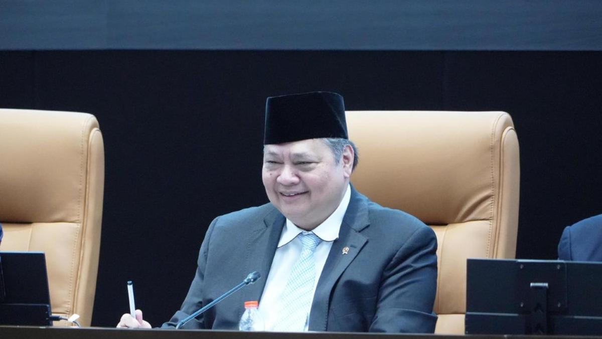Target Ekonomi 2027 Era Prabowo: Pertumbuhan 6,5 Persen Lewat Aturan Ekspor SDA