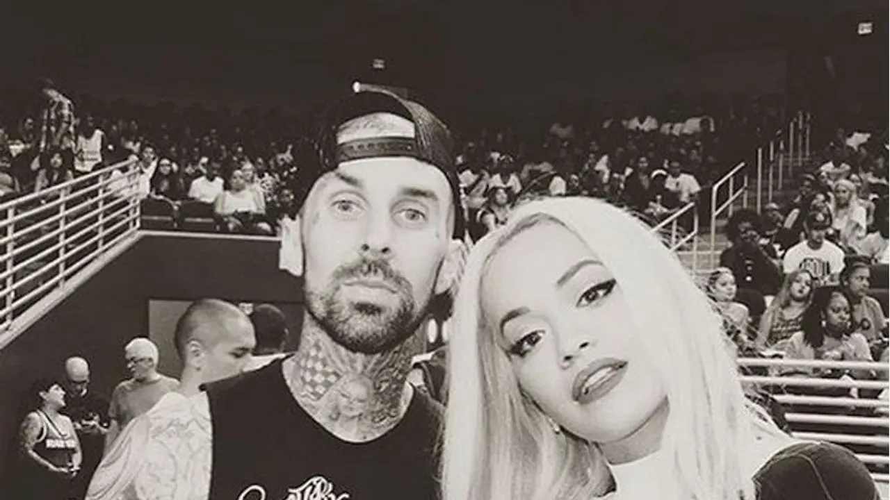 Travis Barker dan Rita Ora (diaryofahollywoodstreetking.com)