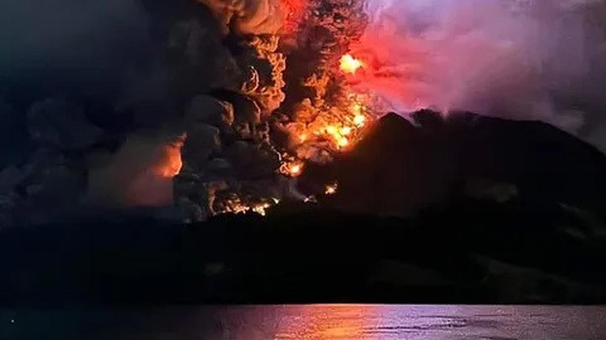 Penjelasan Pakar Vulkanologi ITB soal Penyebab Terjadinya Petir saat Erupsi Gunung Api Berita Viral Hari Ini Senin 20 Mei 2024