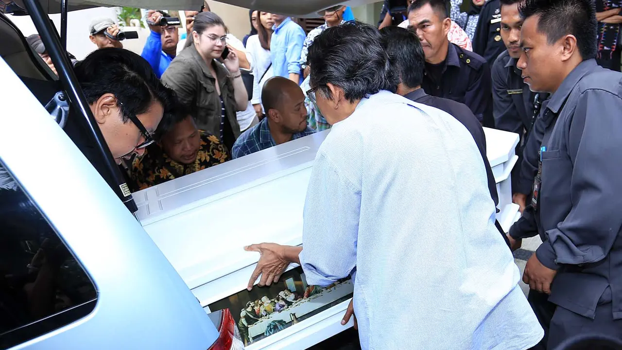 [Bintang] Rumah Duka Bondan Winarno