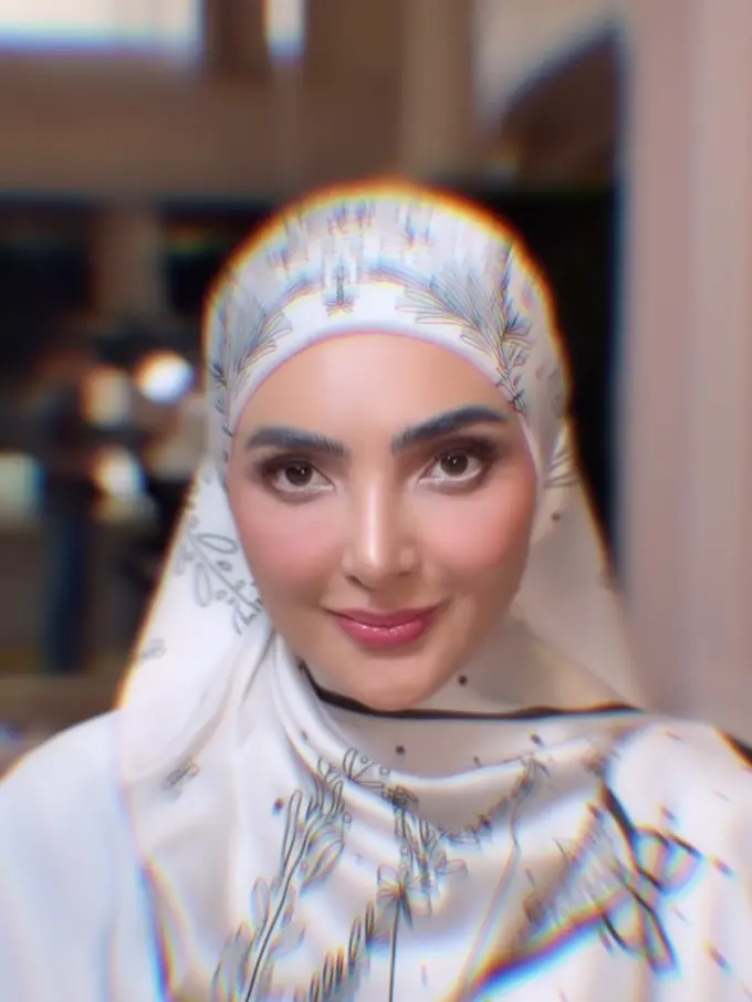 Ashanty Setelah Menyandang Gelar Haji. [@makeupbylaode]
